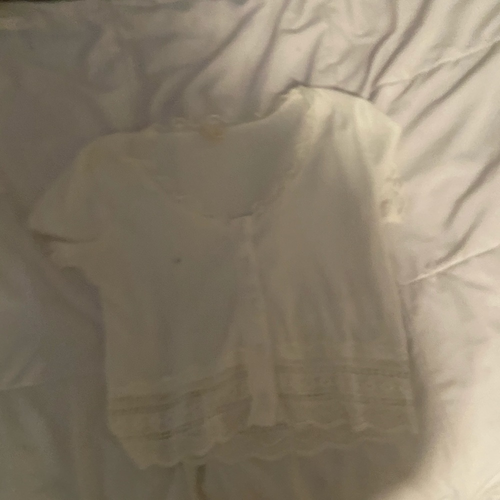 white lace trim top
